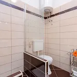 One-bedroom In Iv 茨里克韦尼察